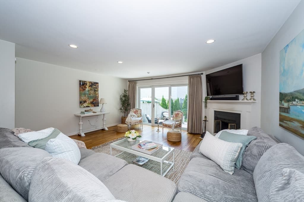 26 Denmark Lane # 26, Needham MA 02492 photo 7
