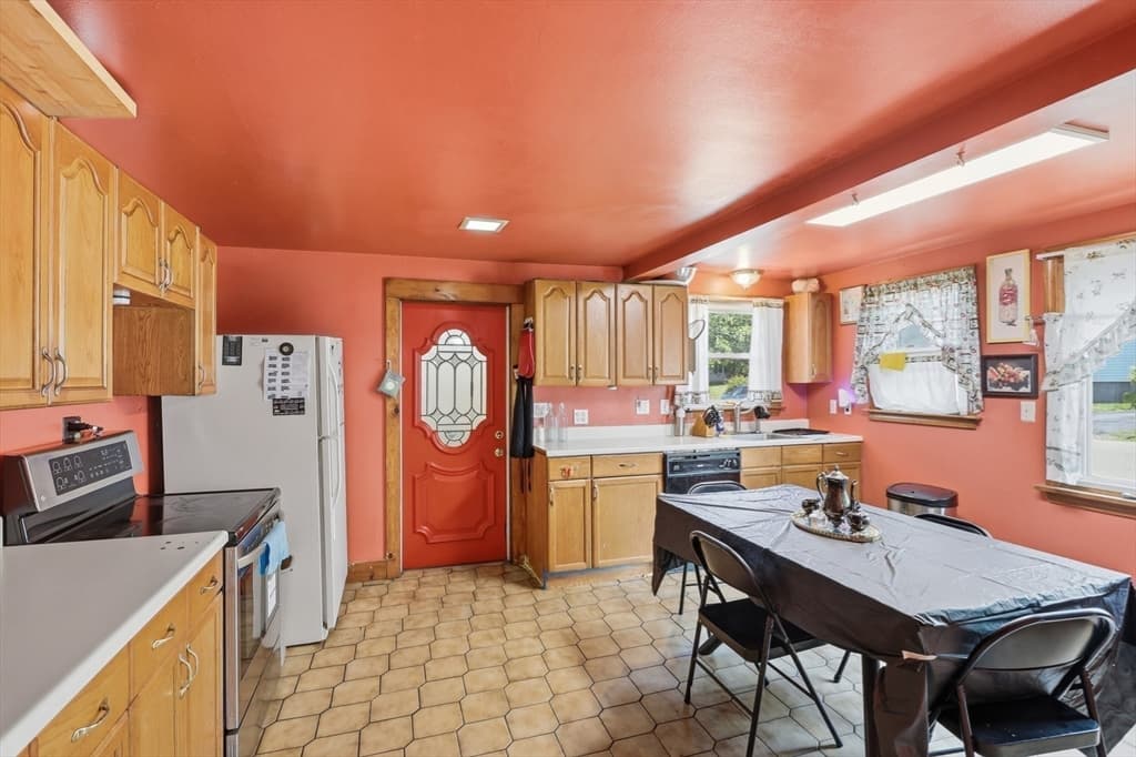 81 Packard Way, Brockton MA 02301 photo 7