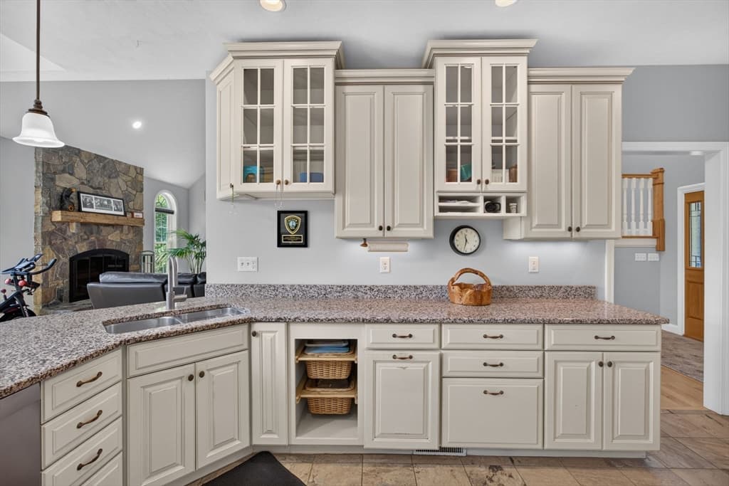 146 Central Street, Acton MA 01720 photo 6