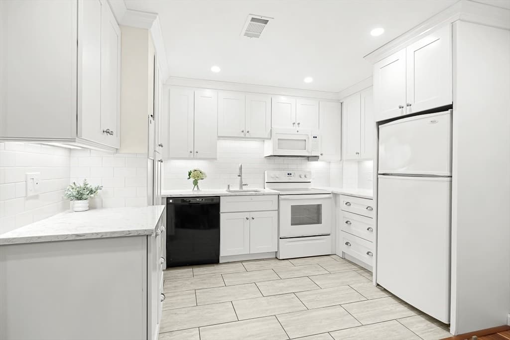 666 Main Street # 315, Winchester MA 01890 photo 15