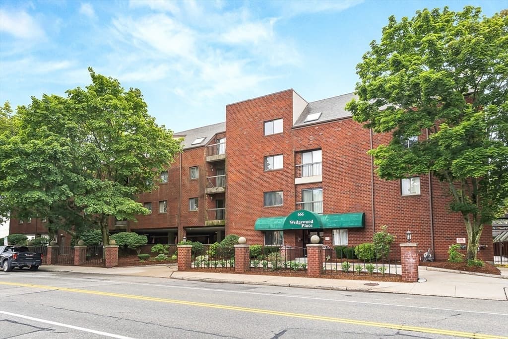 666 Main Street # 315, Winchester MA 01890 photo 35