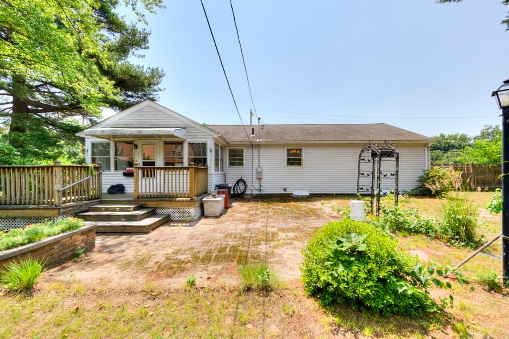 131 Hartford Tpke, Shrewsbury MA 01545 photo 38
