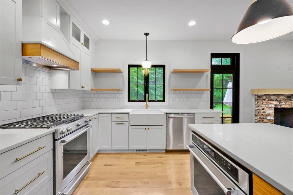 1322 Center St, Ludlow MA 01056 photo 7