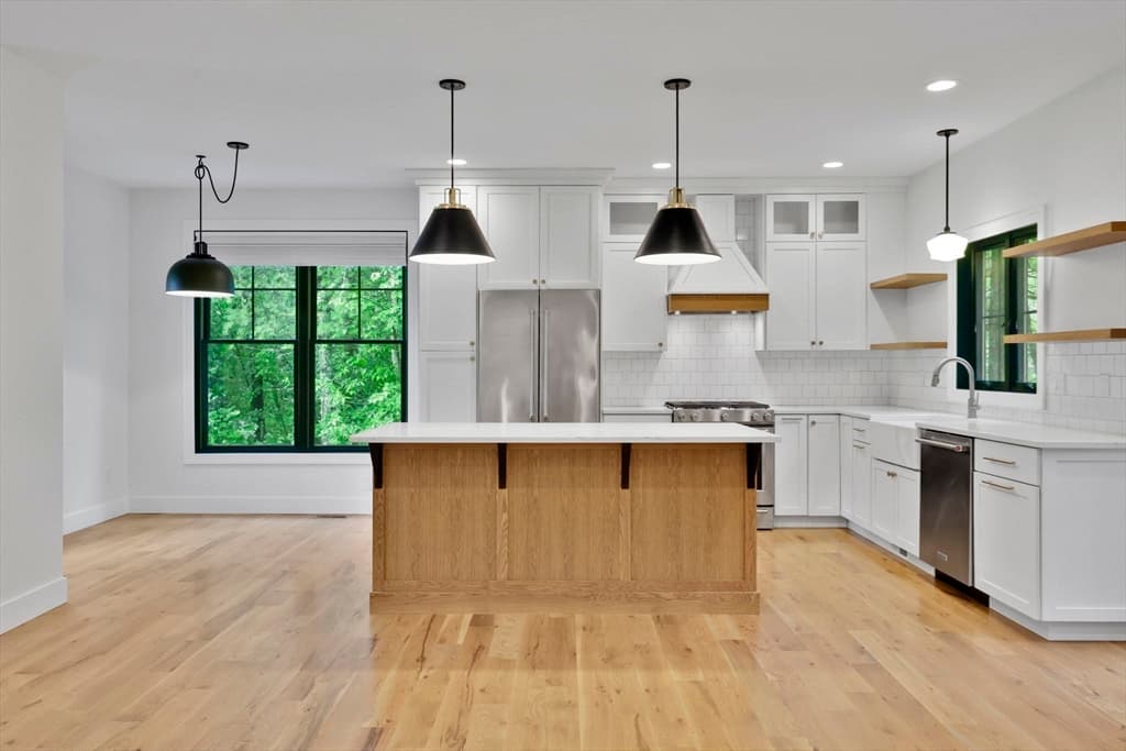 1322 Center St, Ludlow MA 01056 photo 10