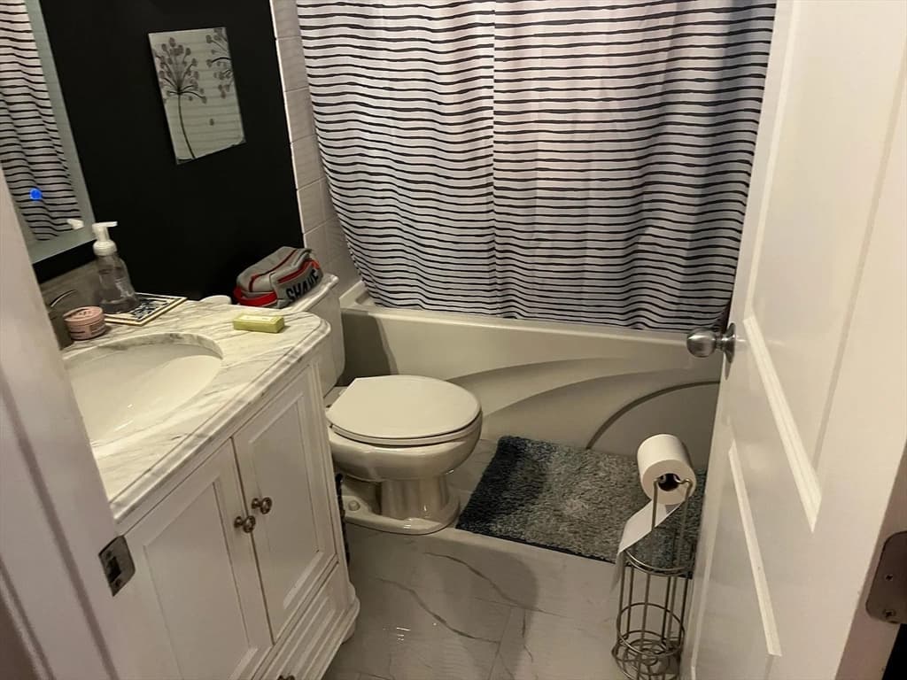 Condominium at 11 Whipple Ave # 1, Boston MA 02131, Boston, photo 6 of 10