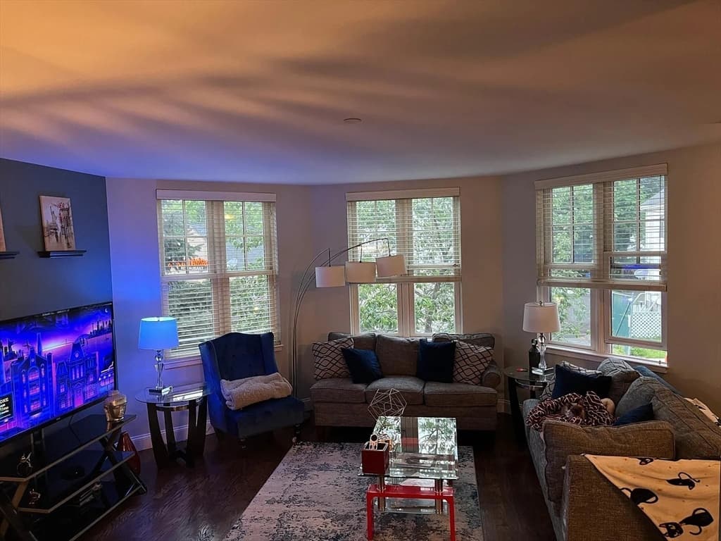 Condominium at 11 Whipple Ave # 1, Boston MA 02131, Boston, photo 7 of 10