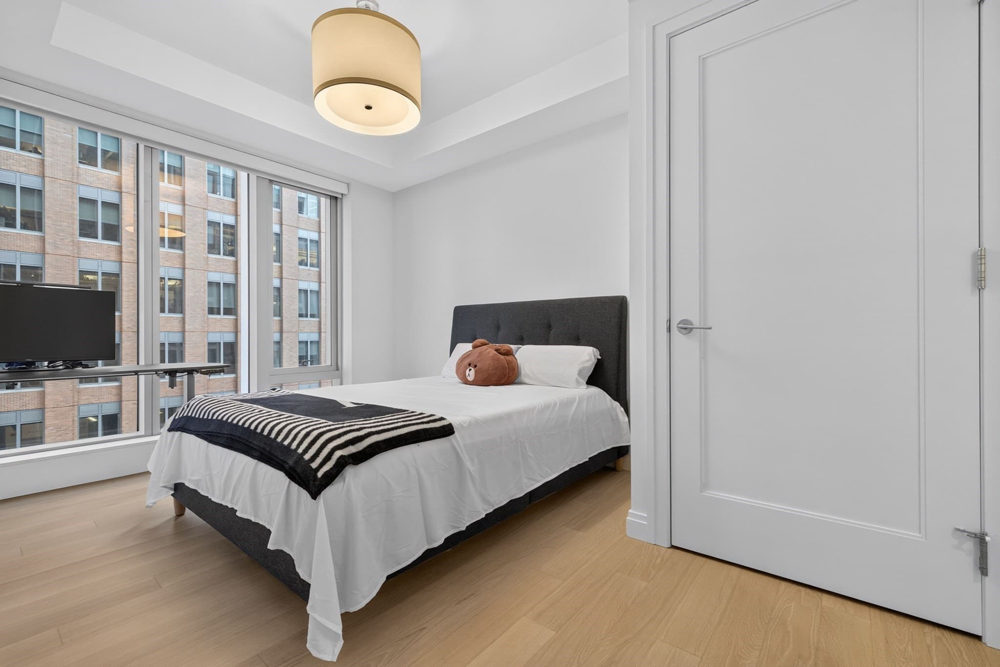 Condominium at 135 Seaport Blvd # 1106, Boston MA 02210, photo 13 of 41