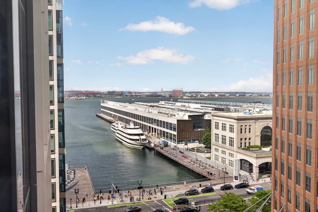 135 Seaport Blvd # 1106, Boston MA 02210