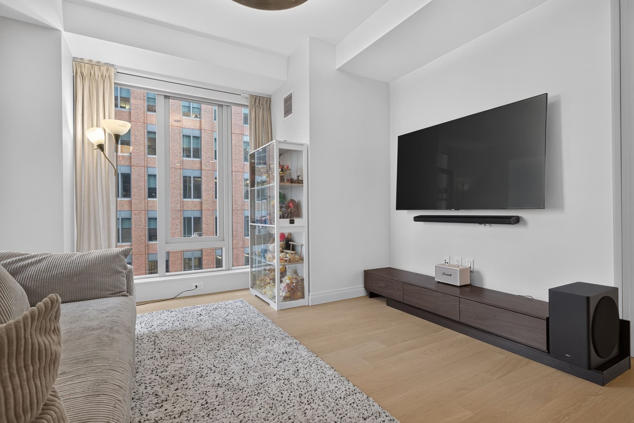 Condominium at 135 Seaport Blvd # 1106, Boston MA 02210, photo 4 of 41