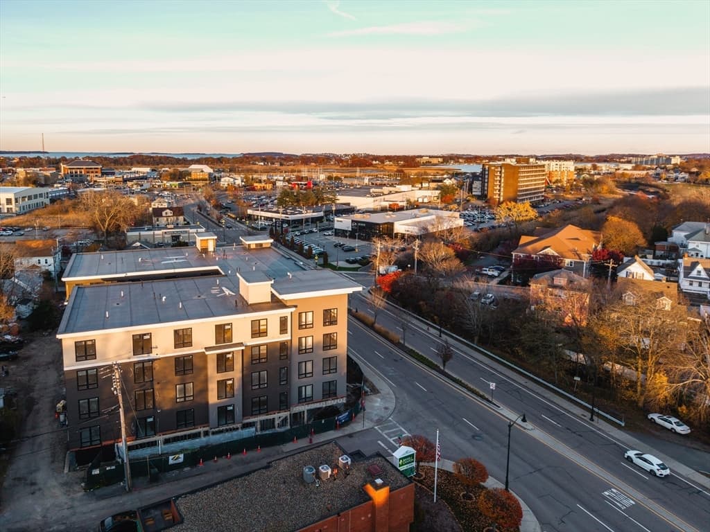 Condominium at 66 Mcgrath # 505, Quincy MA 02169, photo 3 of 31
