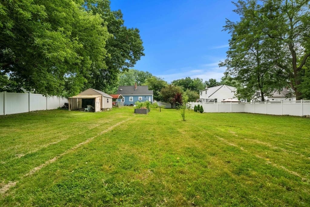 31 Lincoln St, Methuen MA 01844 photo 2