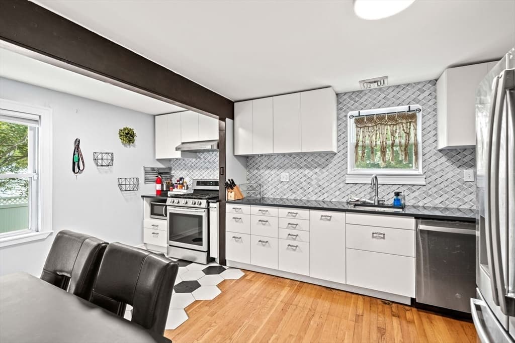 31 Lincoln St, Methuen MA 01844 photo 7