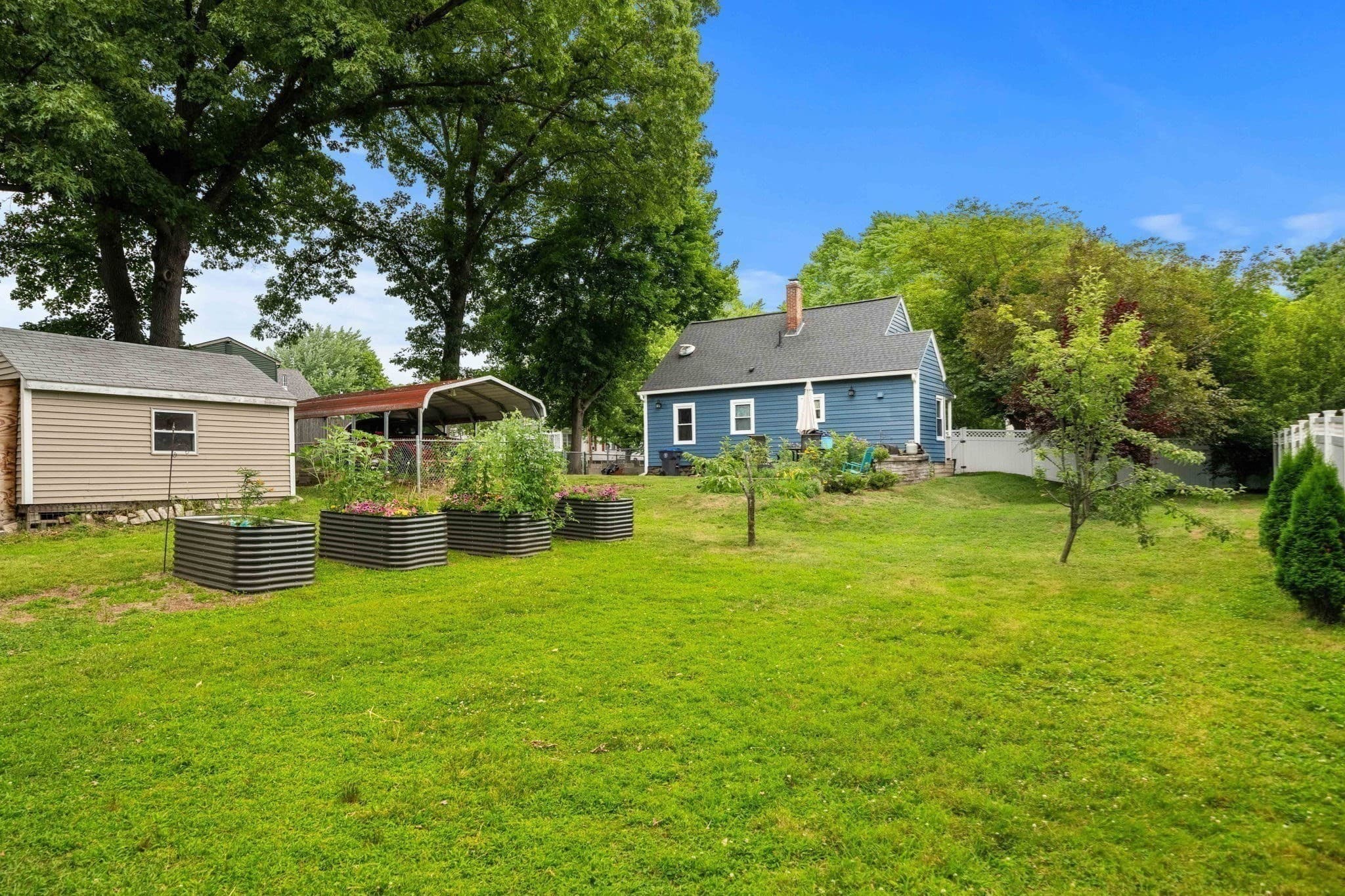 Single Family Residence at 31 Lincoln St, Methuen MA 01844, Methuen, photo 33 of 35