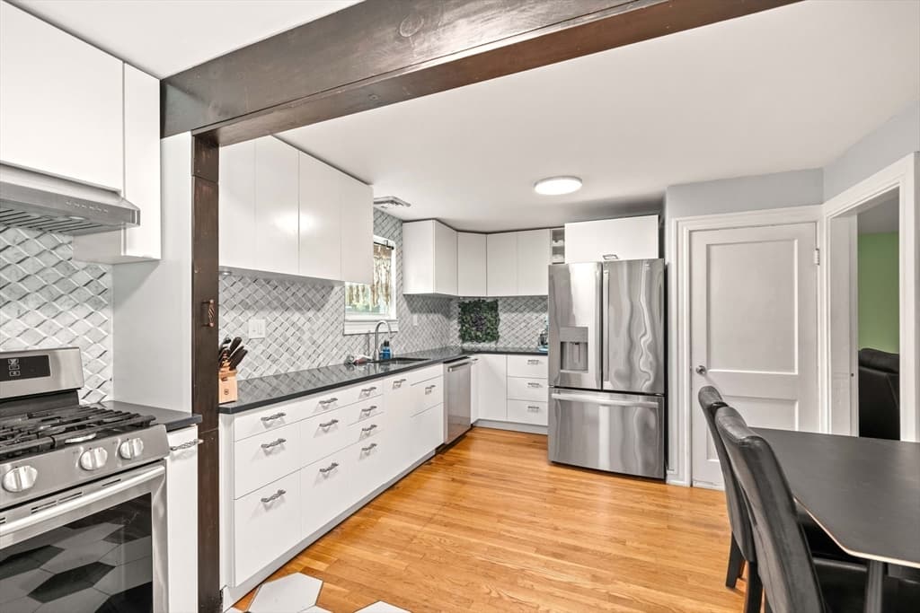 31 Lincoln St, Methuen MA 01844 photo 4