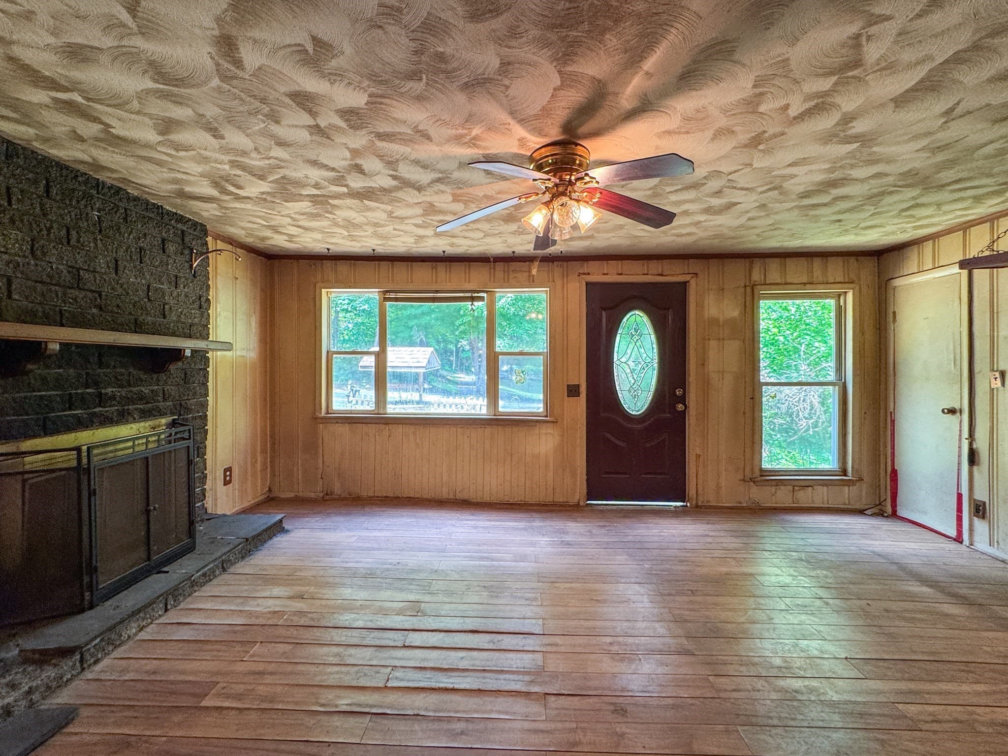Single Family Residence at 332 Batchelor St, Granby MA 01033, Granby, photo 5 of 33
