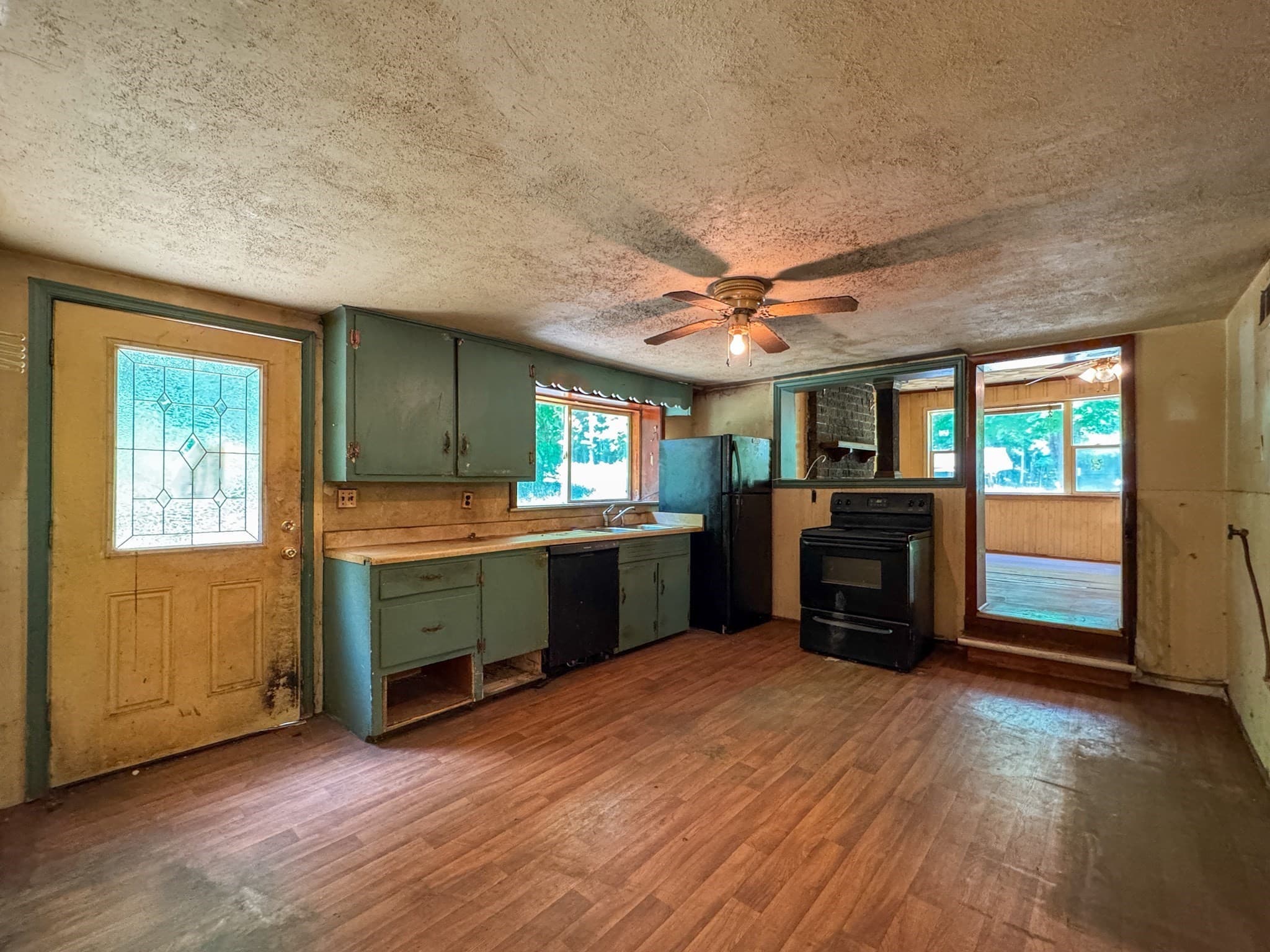 Single Family Residence at 332 Batchelor St, Granby MA 01033, Granby, photo 8 of 33