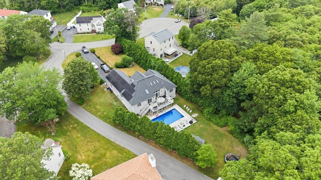 Single Family Residence at 19 Forestview Dr, Fairhaven MA 02719, Fairhaven, photo 5 of 29