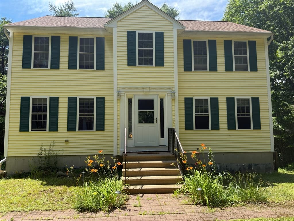 Single Family Residence at 98 H Foote Rd, Charlton MA 01507, Charlton, photo 2 of 16