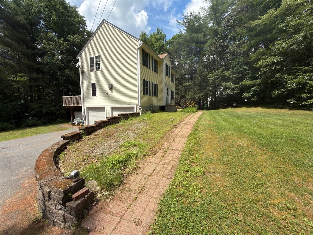 Single Family Residence at 98 H Foote Rd, Charlton MA 01507, Charlton, photo 5 of 16