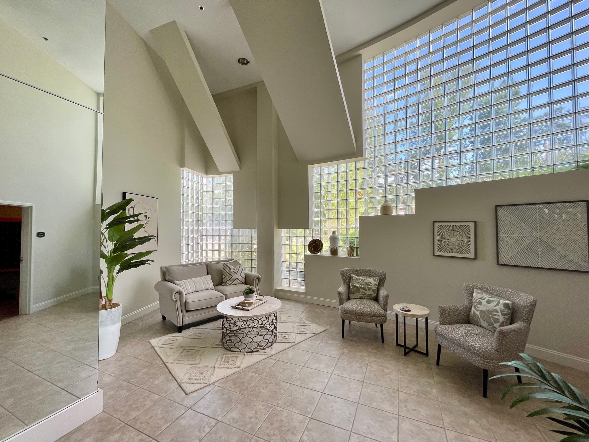 Condominium at 1 Loring Ave # 207, Swampscott MA 01907, Swampscott, photo 3 of 19
