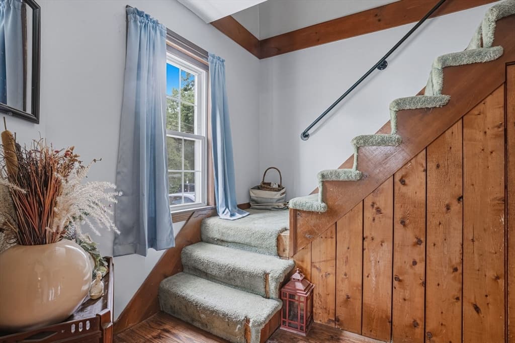 Single Family Residence at 20 Baker St, Hanson MA 02341, Hanson, photo 12 of 41