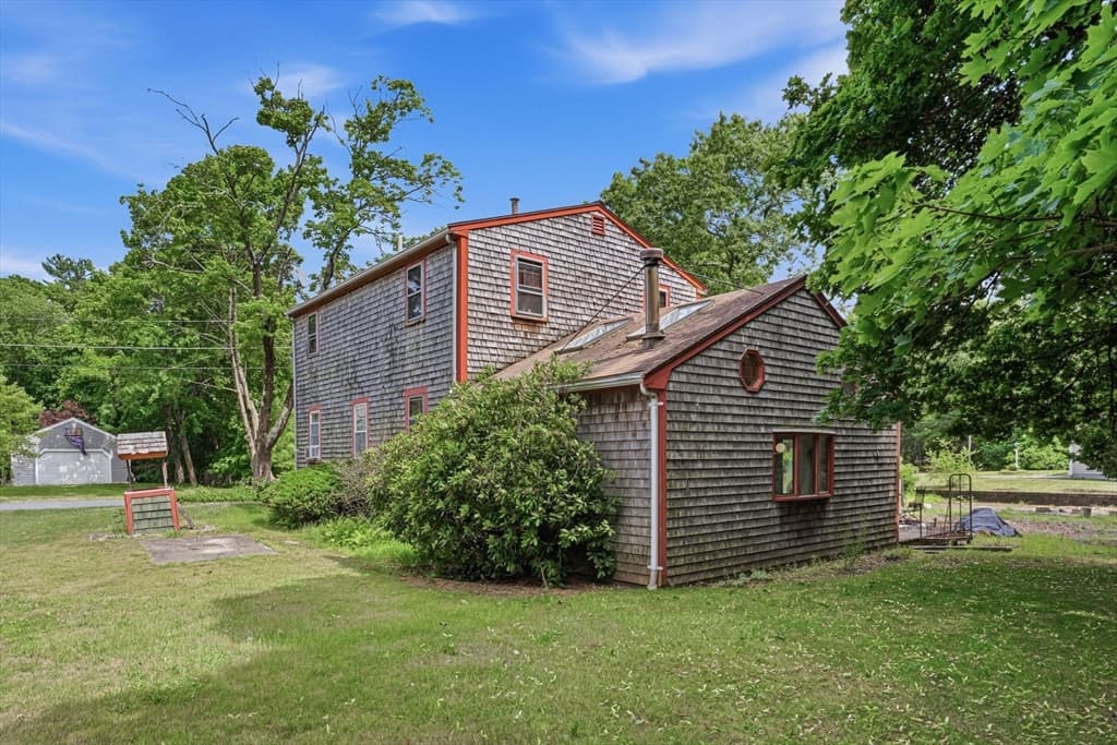 Single Family Residence at 20 Baker St, Hanson MA 02341, Hanson, photo 36 of 41