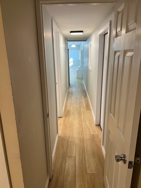 Mobile Home at 6 Stagecoach Drive, Brookfield MA 01506, Brookfield, photo 10 of 14