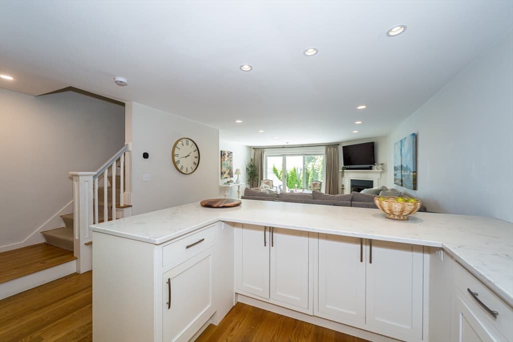 26 Denmark Lane # 26, Needham MA 02492 photo 9