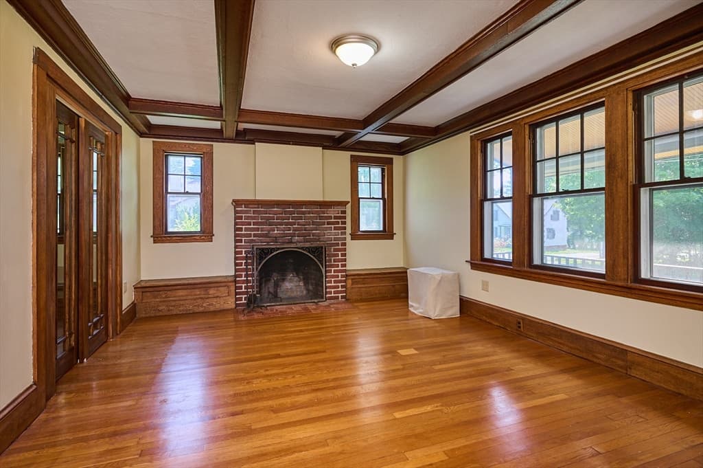 9 Mcclure St, Amherst MA 01002 photo 6