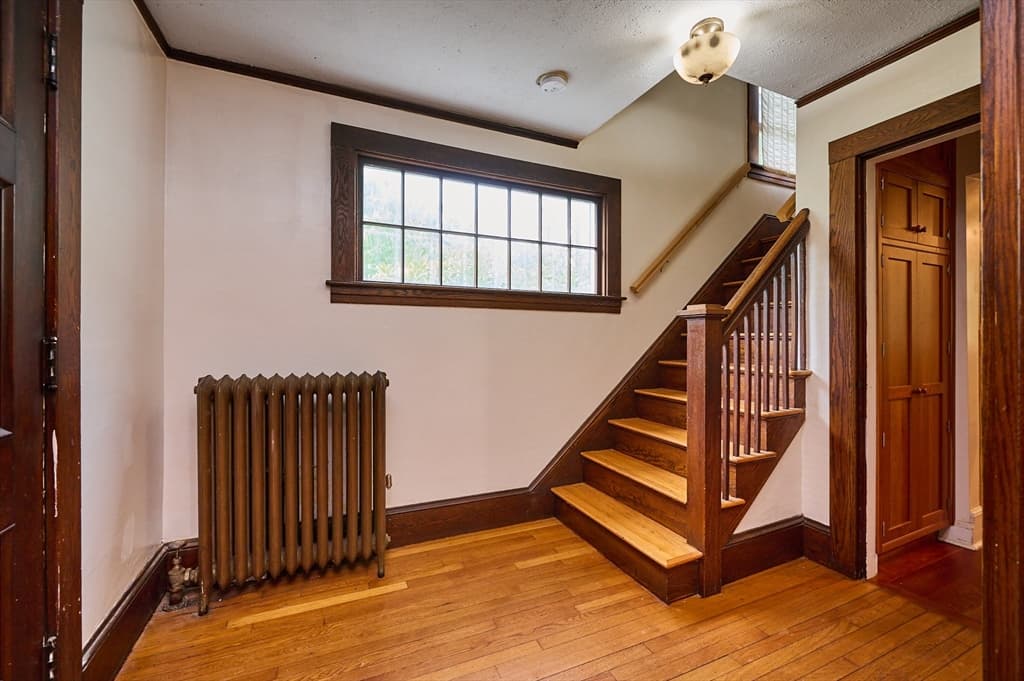 9 Mcclure St, Amherst MA 01002 photo 5