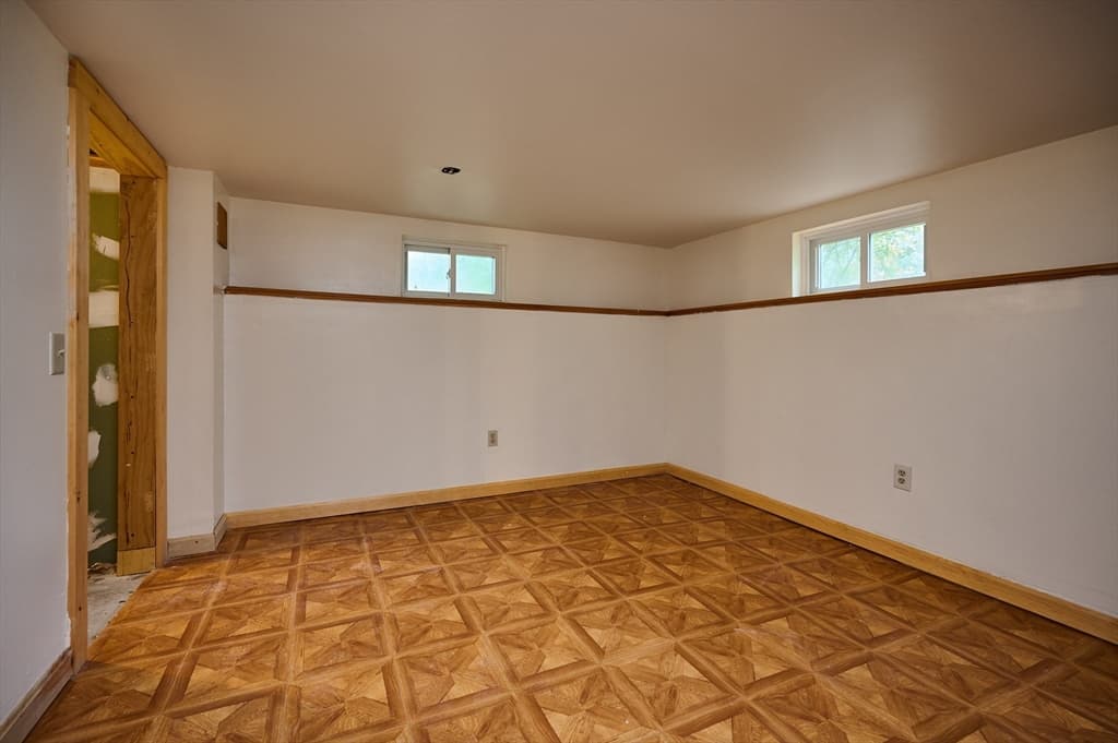 9 Mcclure St, Amherst MA 01002 photo 24