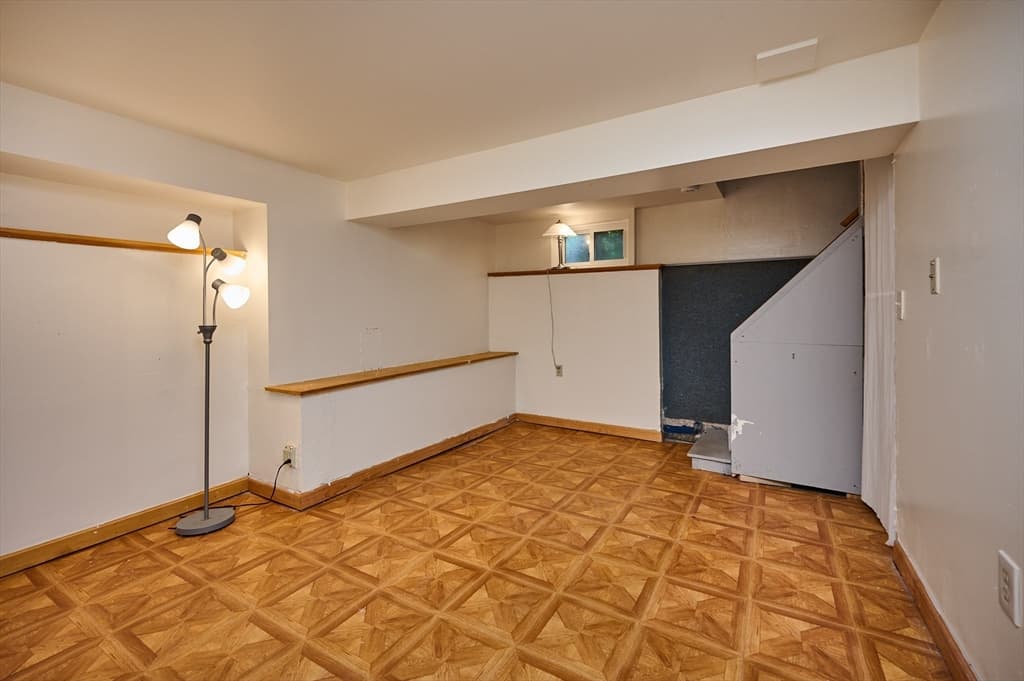 9 Mcclure St, Amherst MA 01002 photo 25