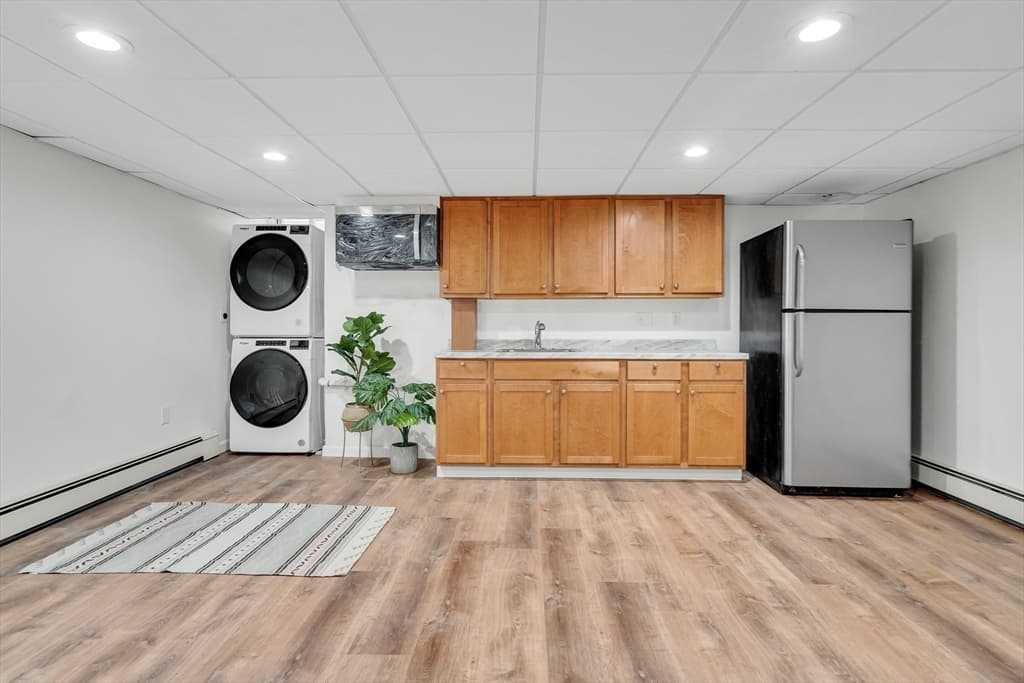 Condominium at 39 Hawthorne # 39, Boston MA 02119, photo 17 of 35