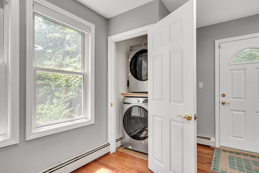 Condominium at 39 Hawthorne # 39, Boston MA 02119, photo 22 of 35