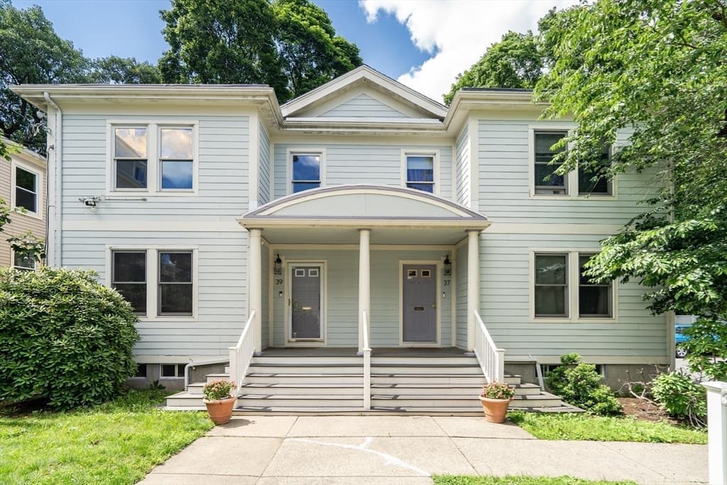 Condominium at 39 Hawthorne # 39, Boston MA 02119, photo 28 of 35