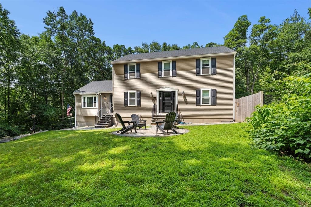 26 Parsonage Hill Rd, Haverhill MA 01832 photo 3