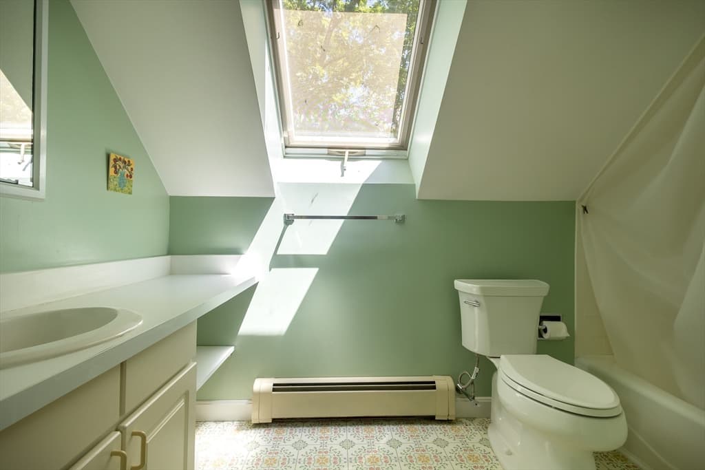 Single Family Residence at 72 Moonstone Way, Tisbury MA 02568, photo 17 of 20