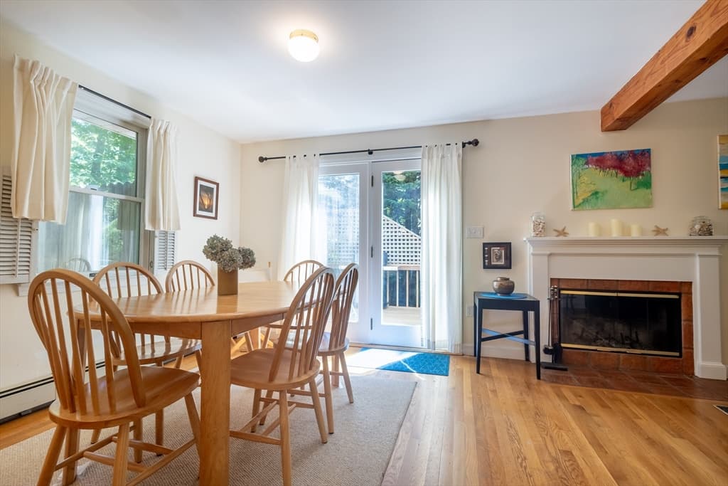 Single Family Residence at 72 Moonstone Way, Tisbury MA 02568, photo 8 of 20