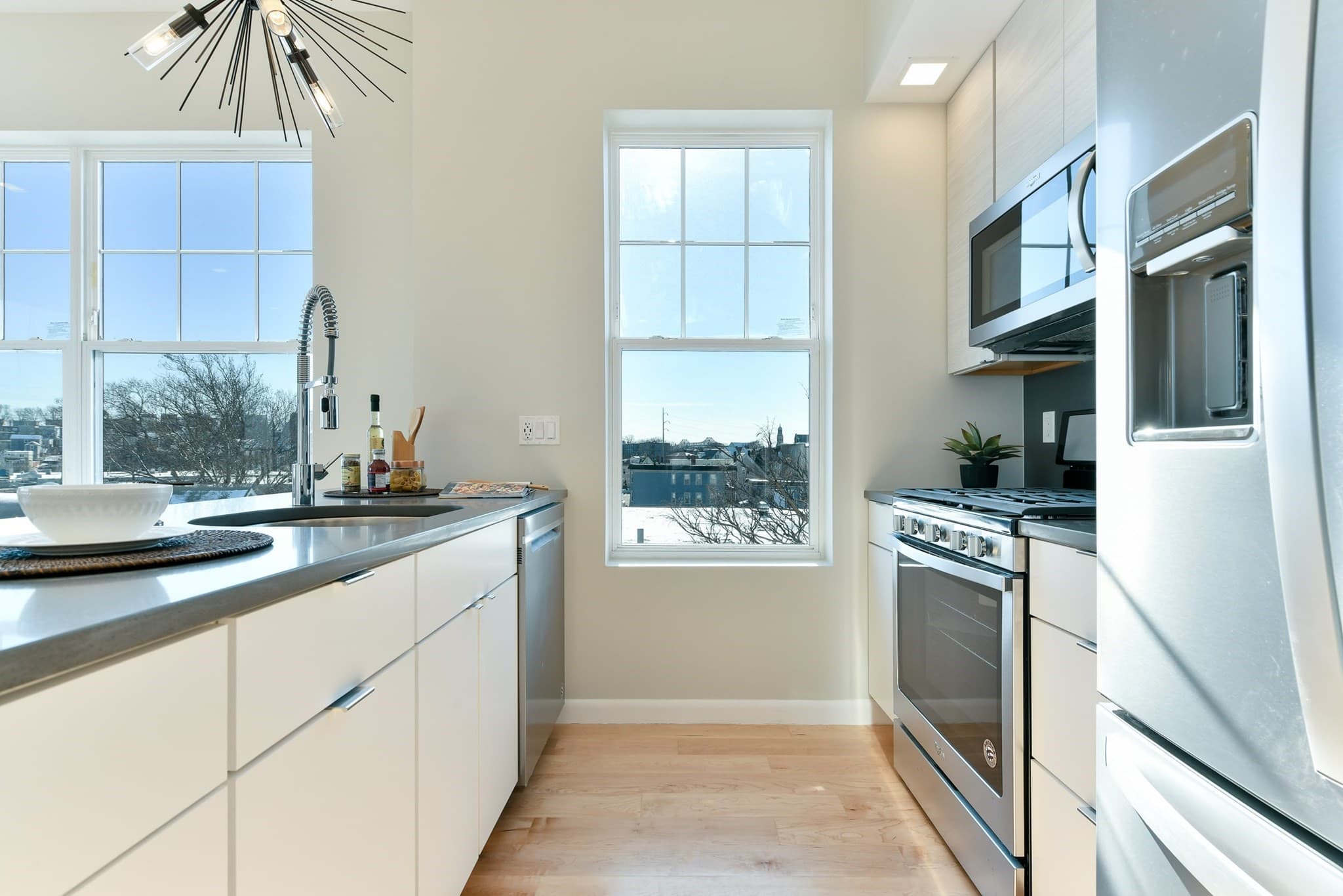 Condominium at 87 Parker St # 403, Chelsea MA 02150, Chelsea, photo 13 of 35
