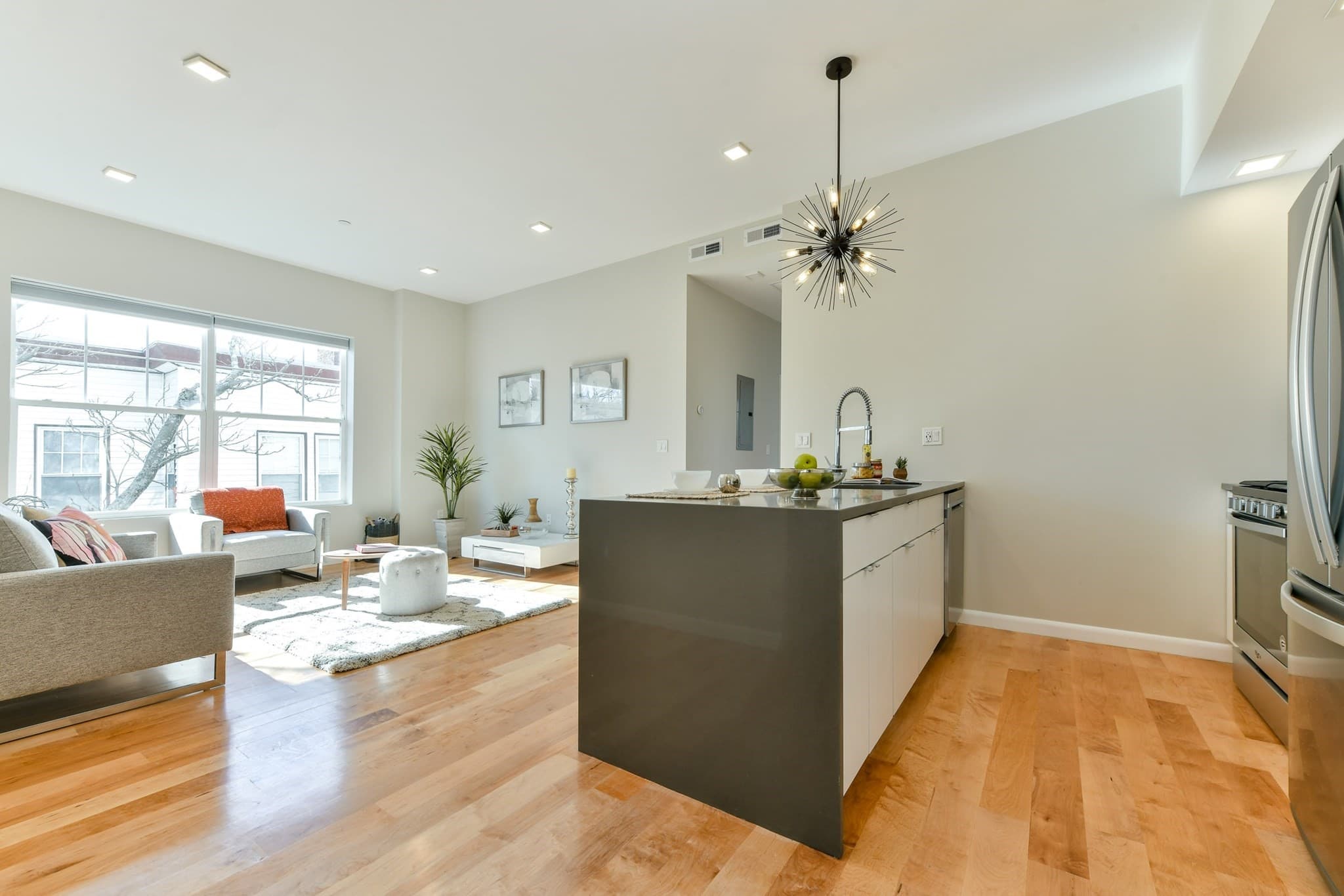 Condominium at 87 Parker St # 403, Chelsea MA 02150, Chelsea, photo 20 of 35