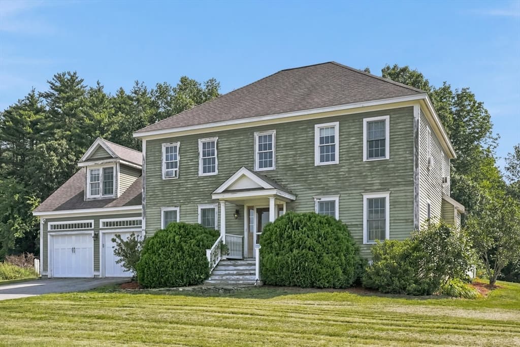 40 Elmwood Street, Salisbury MA 01952