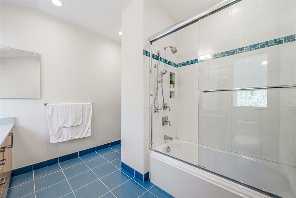 28 Kesseler Way, Newton MA 02467 photo 27