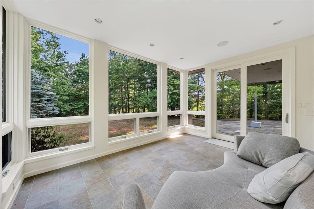 28 Kesseler Way, Newton MA 02467 photo 11