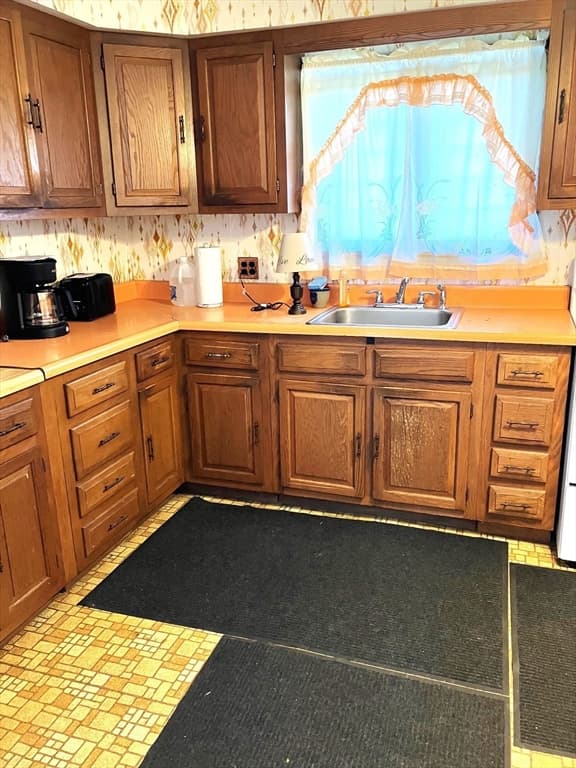 64 Columbus Ave, Lawrence MA 01841 photo 6
