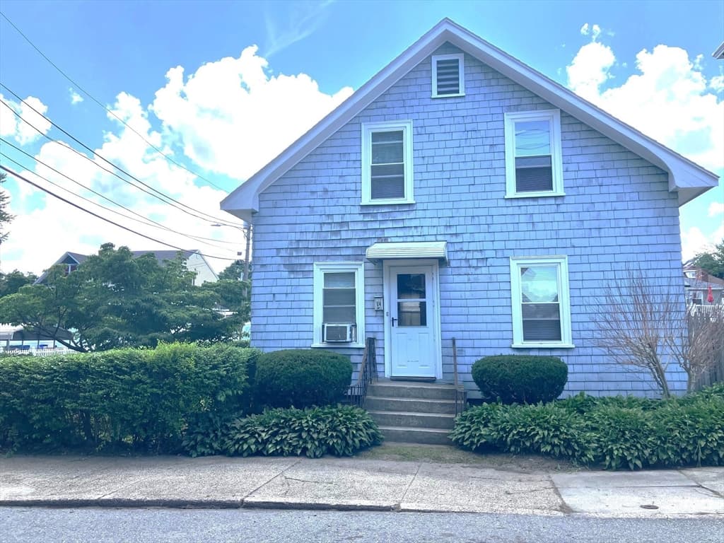 64 Columbus Ave, Lawrence MA 01841