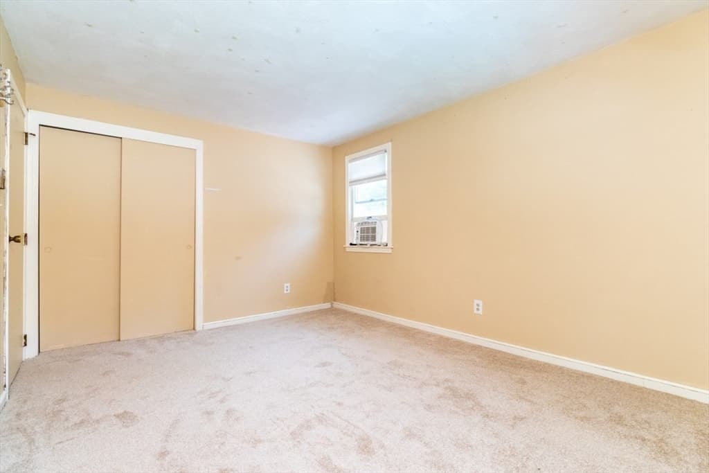 10 Ellis St, Medway MA 02053 photo 23