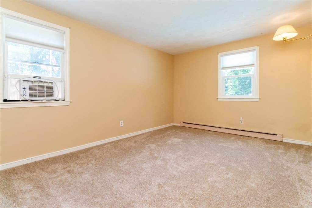 10 Ellis St, Medway MA 02053 photo 22