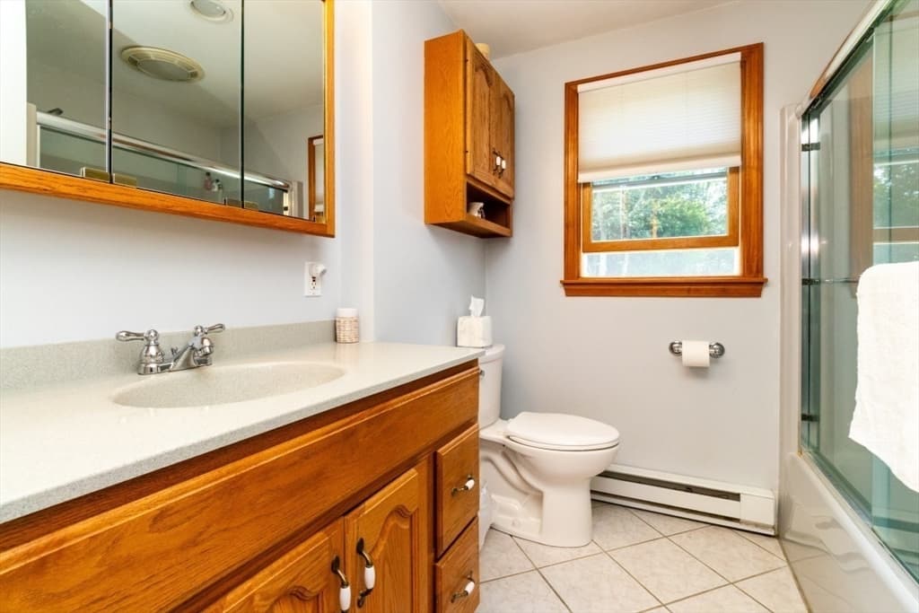 10 Ellis St, Medway MA 02053 photo 19
