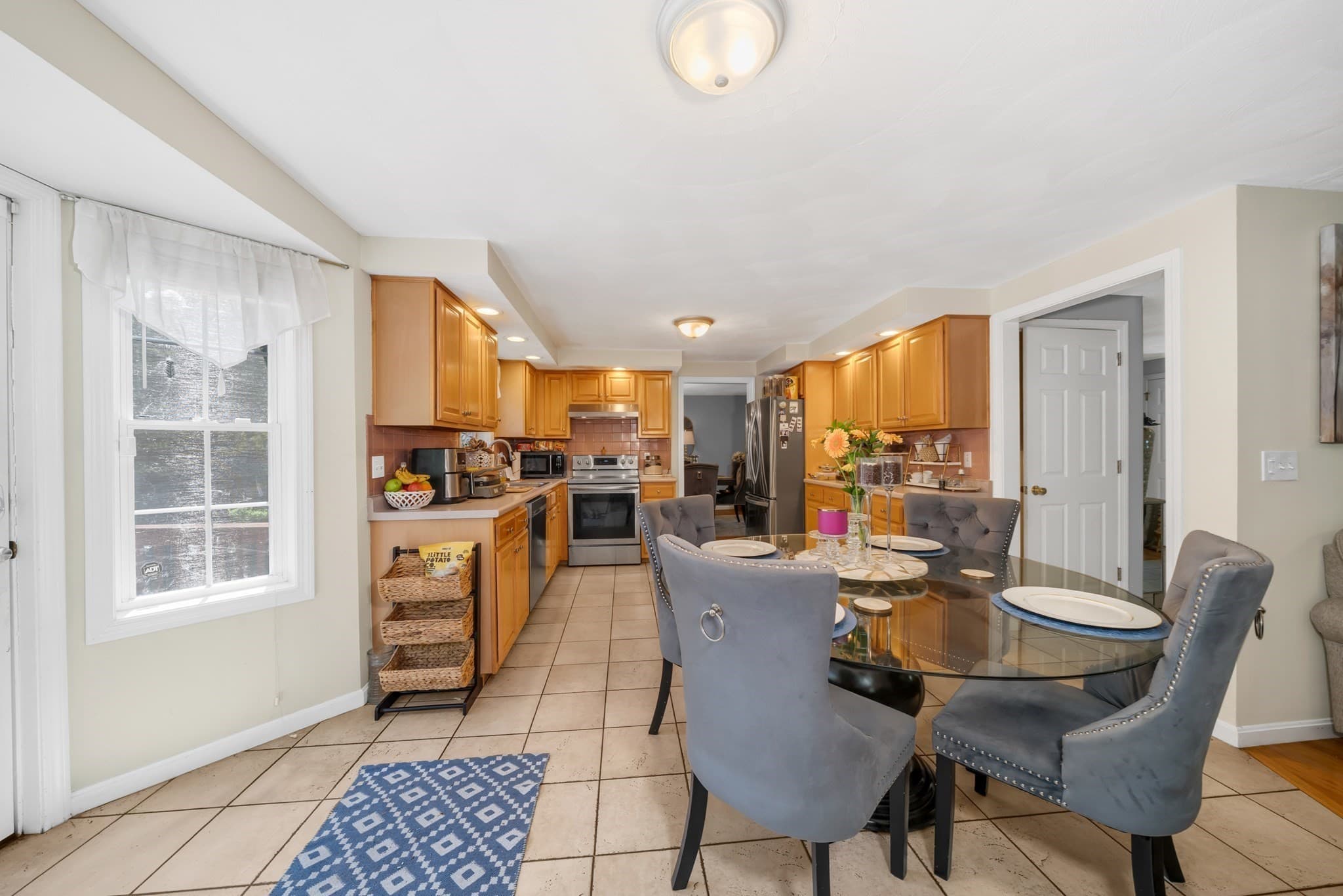 Single Family Residence at 257 Howe St, Methuen MA 01844, Methuen, photo 17 of 38
