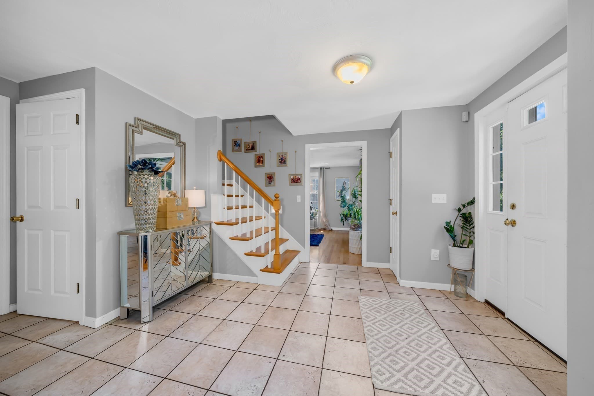 Single Family Residence at 257 Howe St, Methuen MA 01844, Methuen, photo 7 of 38